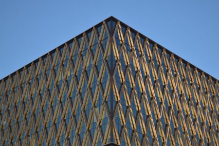 裝修公司：專業案例分享與娛樂導向解析